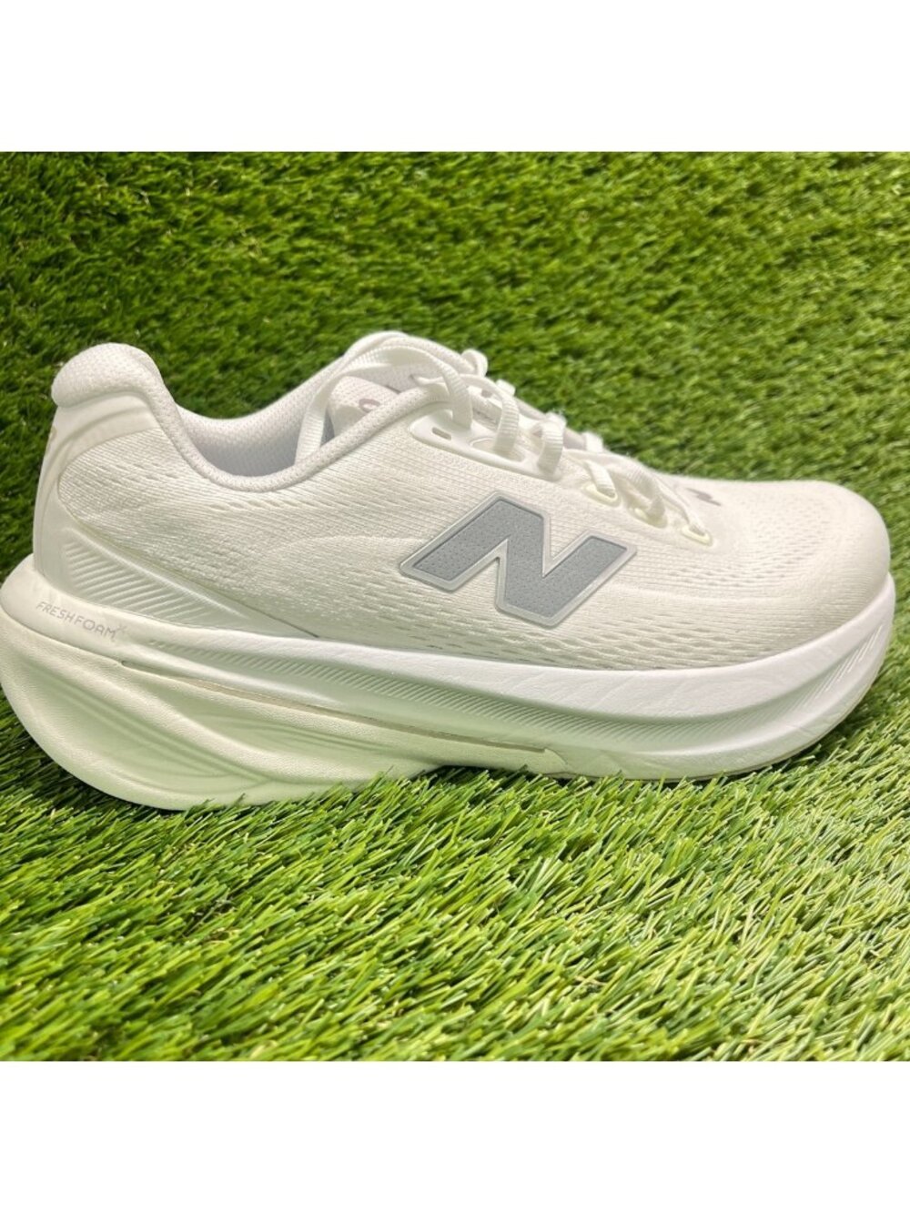 New Balance Fresh Foam X 860 V15 Womens Size 10D White Running Shoes Sneakers